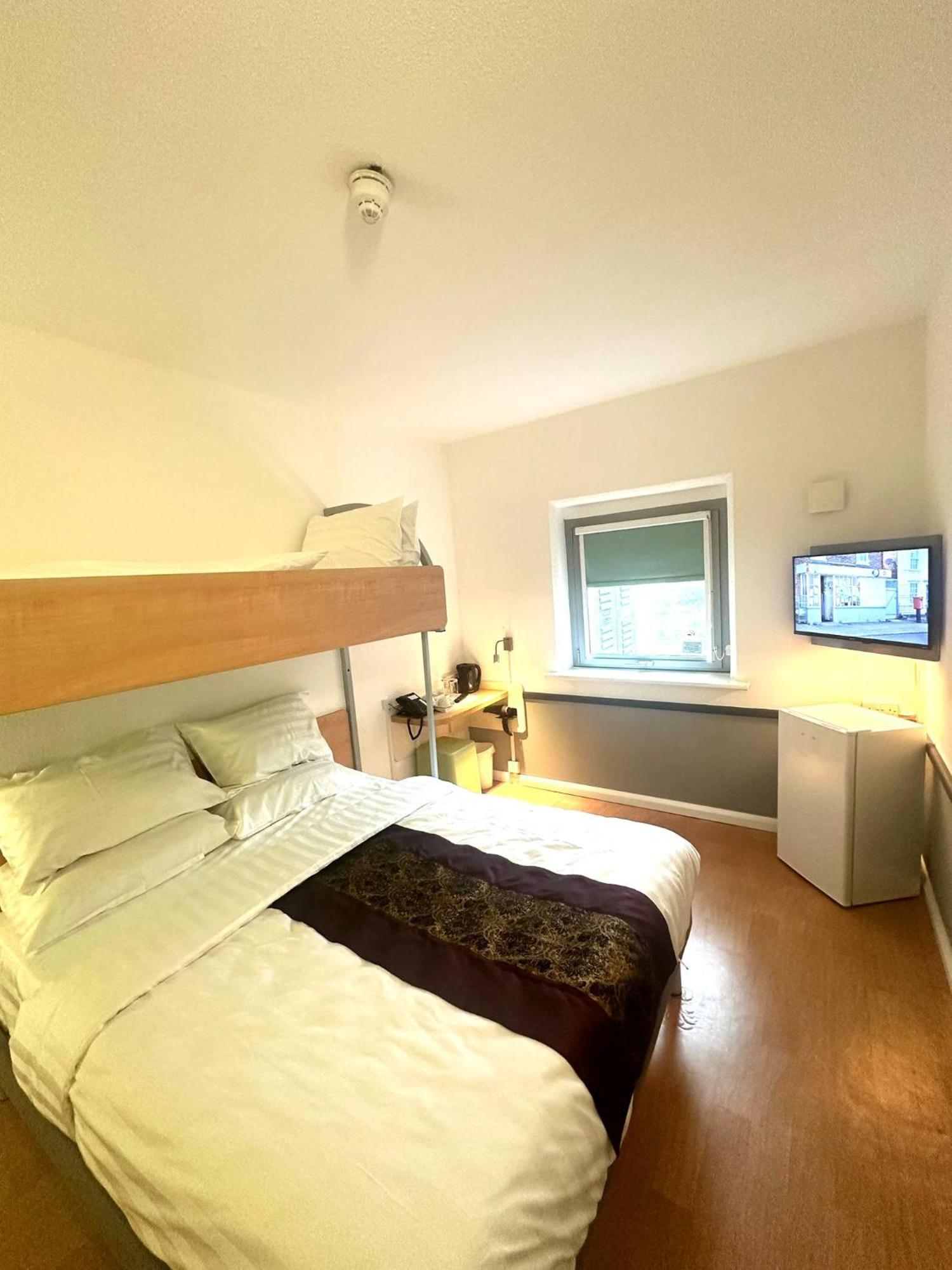 Cambridge Hotel Bradford Central エクステリア 写真